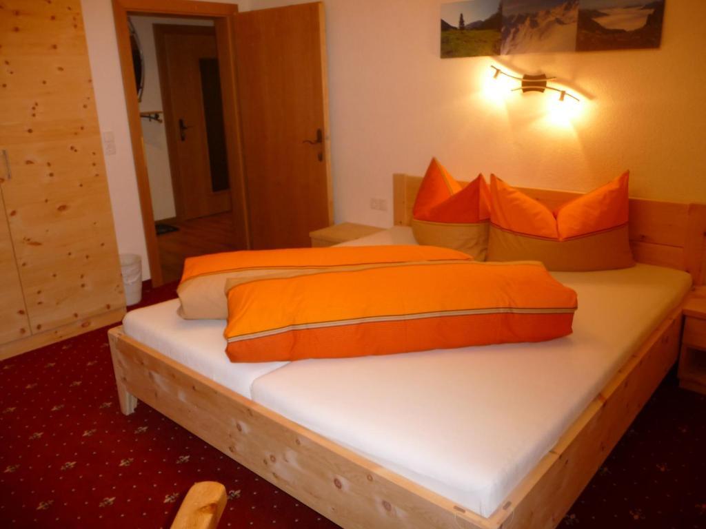 Apart Piz Mondin Pfunds Zimmer foto